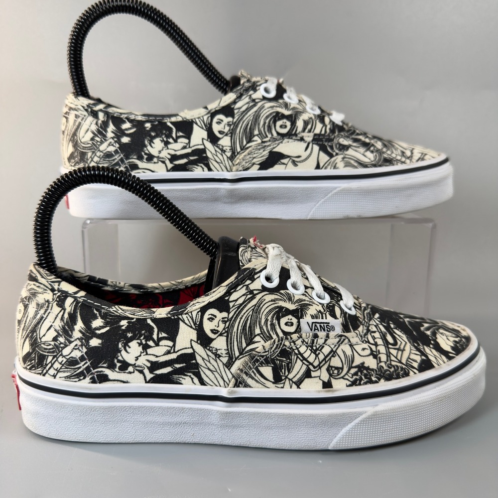 Vans Authentic Marvel Womens 7 Skate Shoes Low Lace Sneakers Superhero All‎ Over